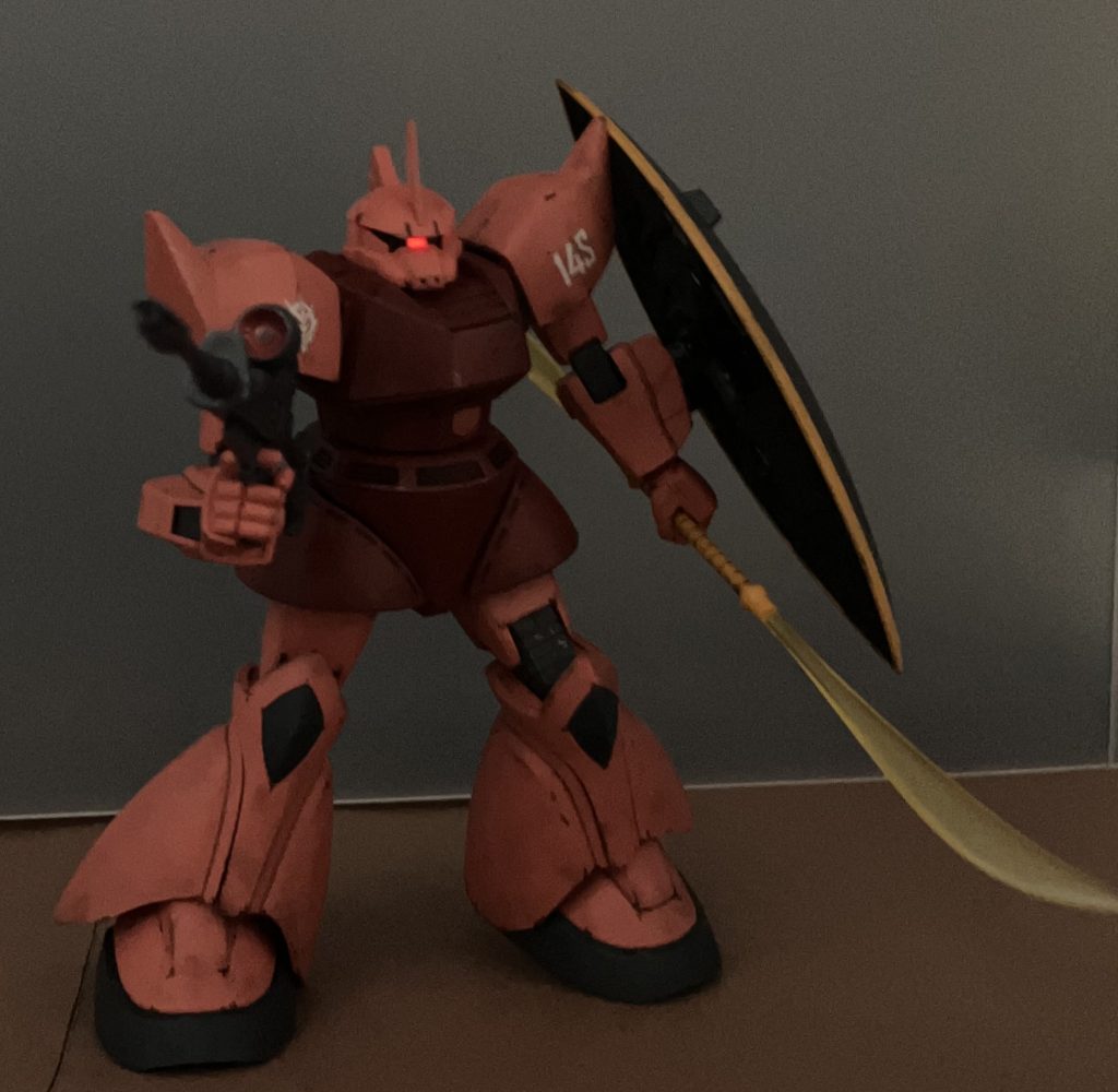 モノアイを光らせます