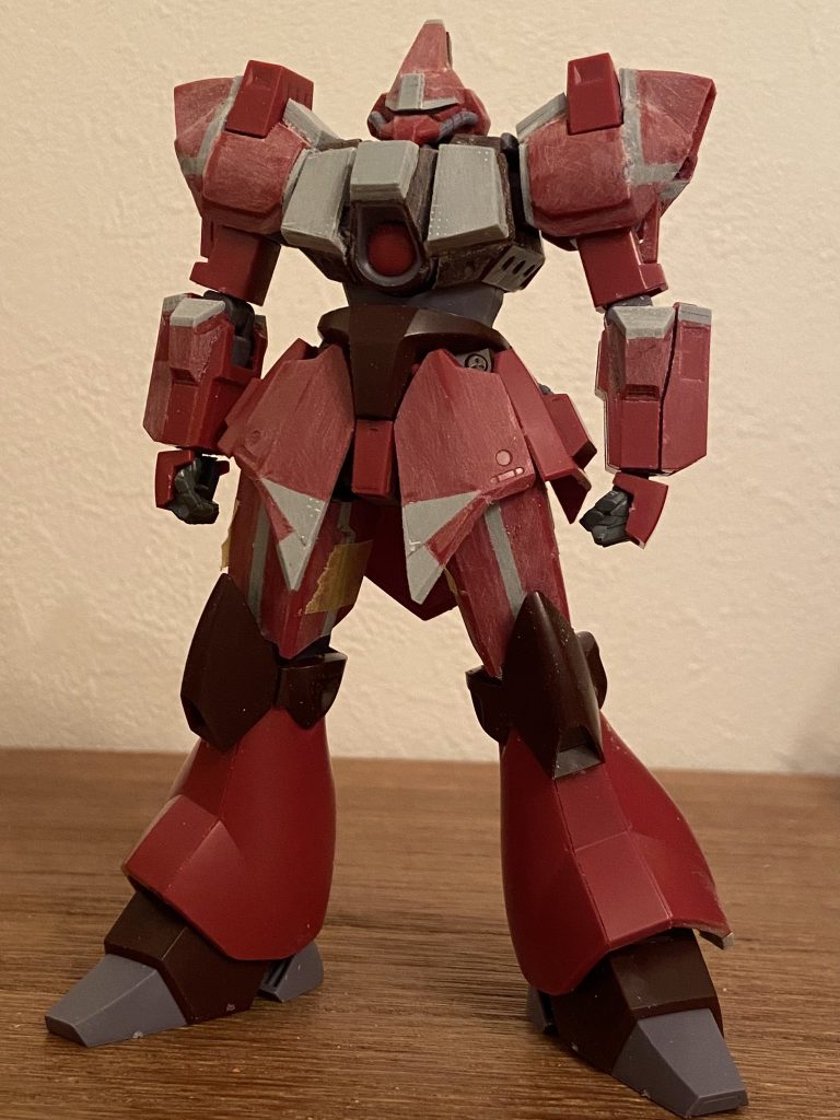 各部の工作が大体終わった状態の画像です。このあと額周りにもう少し手を入れています。基本的には元のパーツの形を全面的に変えることはしないで、輪郭などの位置関係を変える形で製作しました。なので塗装後にパーツ単位でみるとどこが変わったのかあまり分からないかもしれませんね。