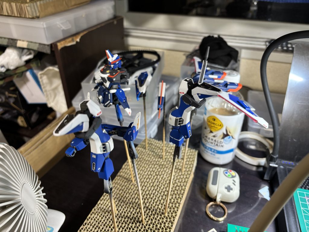 デカールで誤魔化したりしましたw