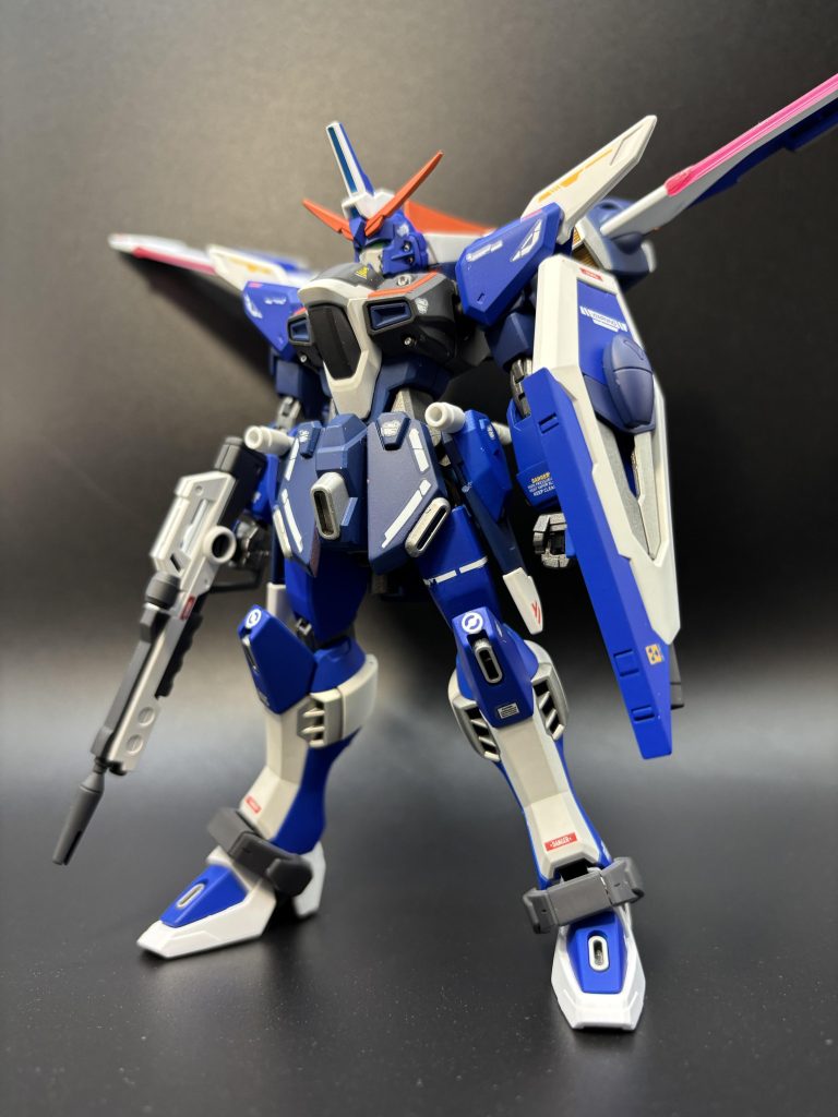 関節はスターブライトアイアンスラスター周りはスターブライトジュラルミン黒部分はフロストマットブラック