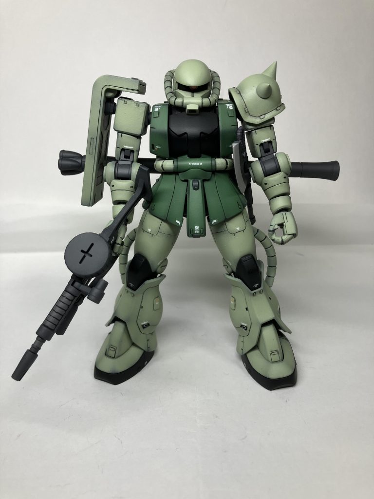 フロント今回一番大変だったのはバーニアの増設作業でしたが、まずまずの出来と自己満足しています😓