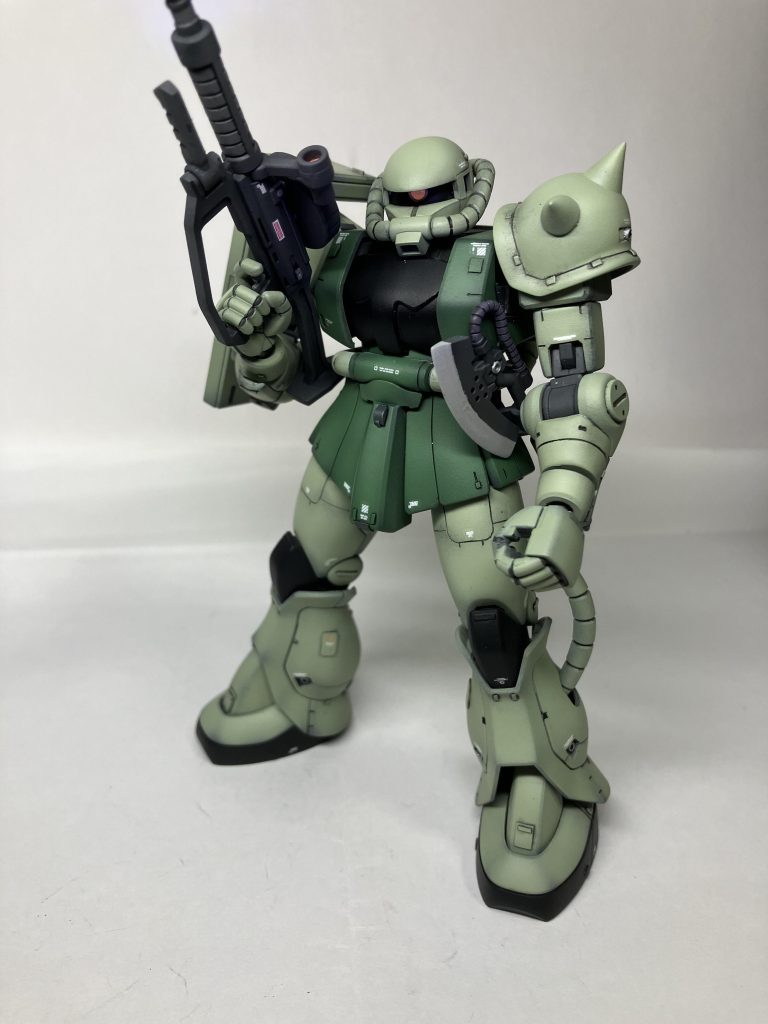 モノアイはHアイズを使用しています！改めて見直すとパイプのパーティングラインが消しきれていませんね…