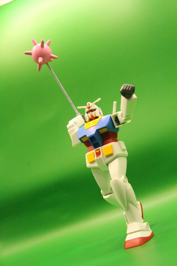 結果としては案外雰囲気が出たのでは…と。素体がリバイブ版なので、微妙に躍動感のあるポーズも行けます!( なぜ先端の無いジャベリンが採用されたのは最後までなぞ…)