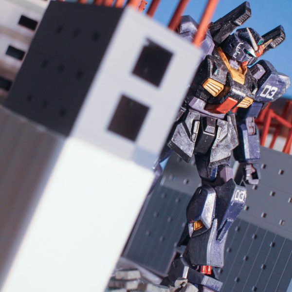 黒い『ガンダム』