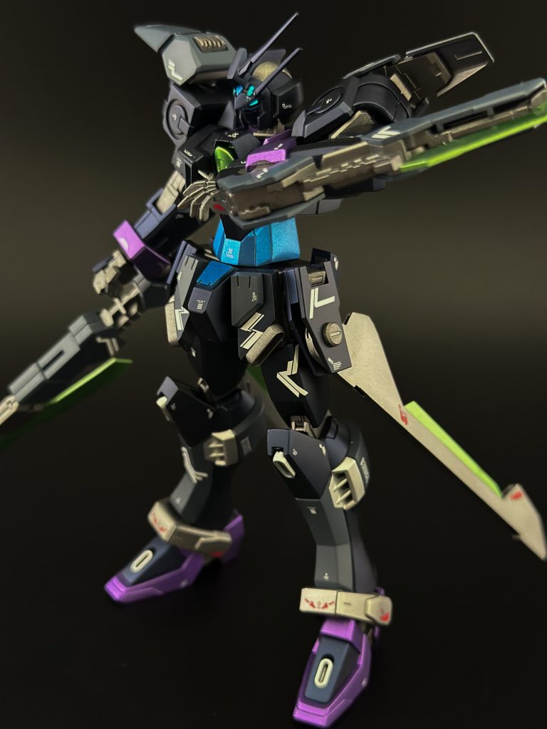 最後はサムネの全身画像。余談ですが、前回のRGアカツキからアルゴファイルさんのマジスクを導入しました。まだまだ使い方を勉強しなければですがパーティングライン消しが驚くほどあっという間に終わります。デザインナイフに比べて刃の根元が厚いのでビビらず削れるんですよね。めちゃくちゃ重宝します。若干品薄のようですが見かけた際はぜひ。見て頂きありがとうございました！！