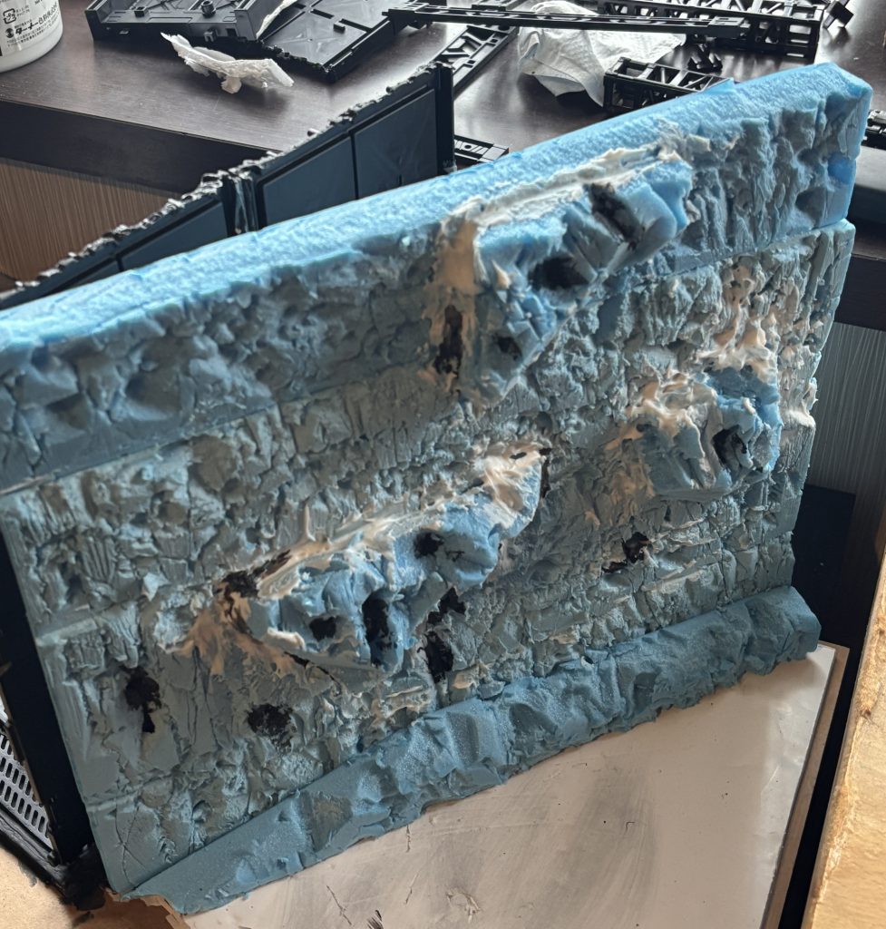 初投稿❗️ジャブロー的なサンダーバード的な基地(デカいジオラマ)–4枚目/制作者:cozy