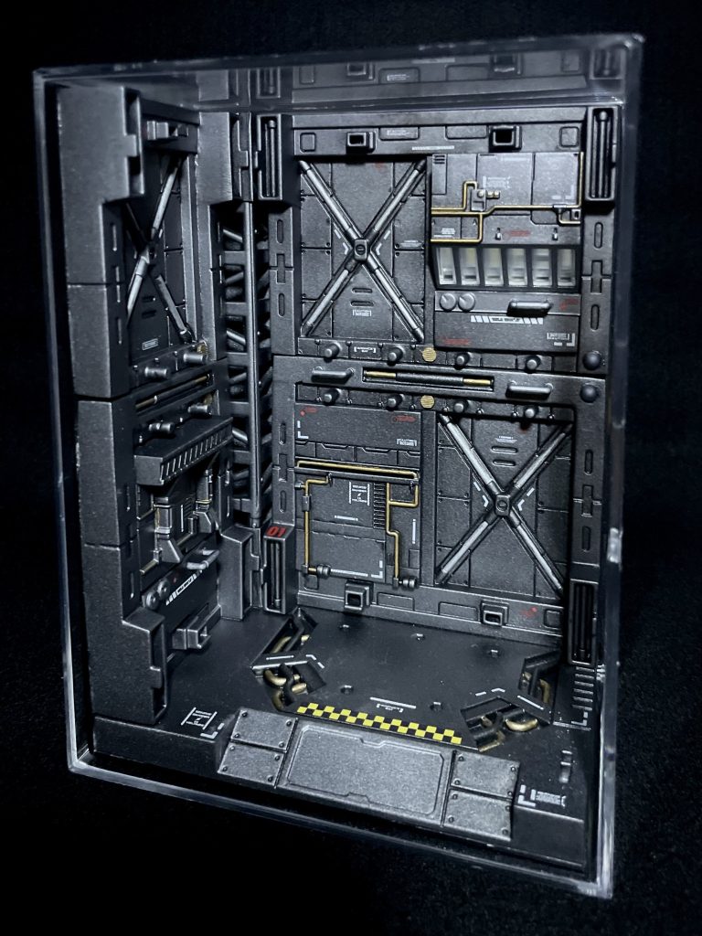 格納庫単体で。今回はメタリックで。