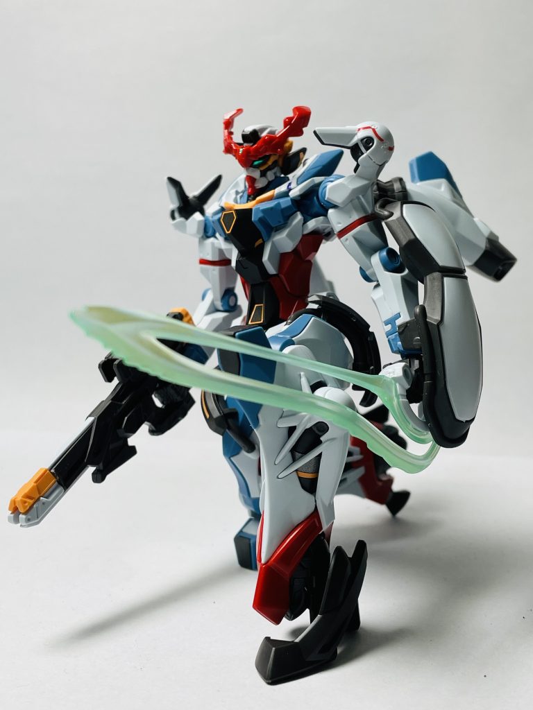 自然な感じで膝立ちもできてありがたい…顔はバルバトス的な感じですが、体はエヴァです。