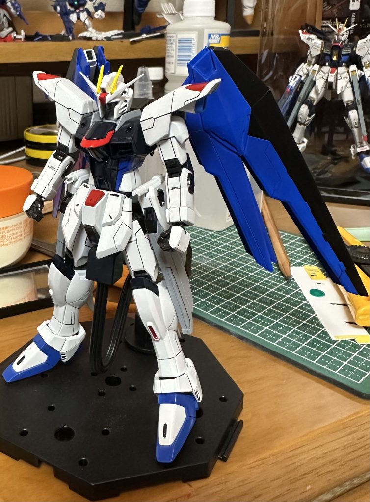 部分塗装、蛍光塗装前。