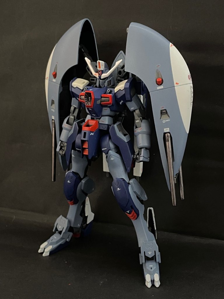 脚を反転して複合シールドアーマーをご開帳すればMSモード