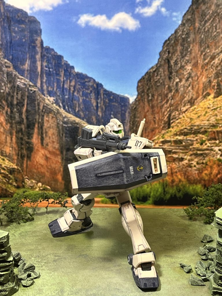 じぁあポーズだけ！だだだっだって。なんちてそして、今日も日は暮れていくのだった。以下、制作工程