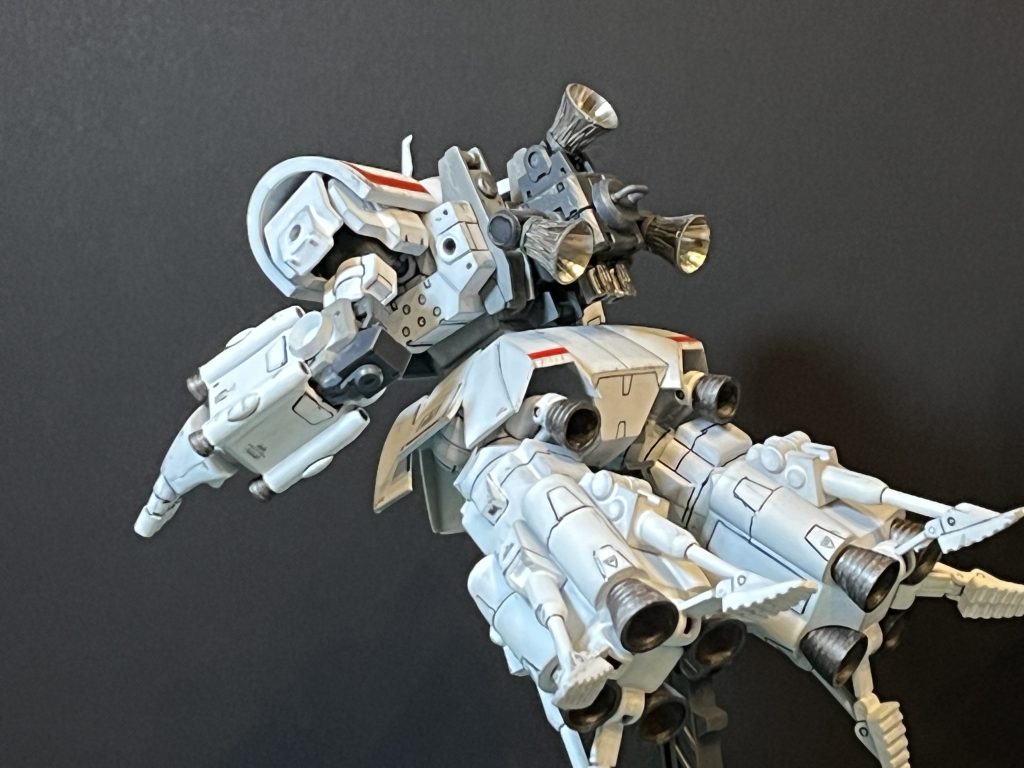 オリジナルリスペクト版のバックバック壽屋のパーツを使いました。