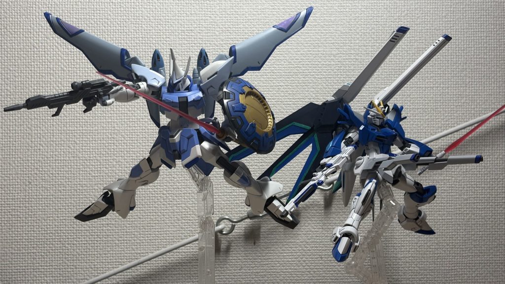 ライフリは量産を目指していて、実はプラントに2号機があって、それの実戦での試験運用中…イザーク「ディアッカ、さっさと敵を撃ち落とせ！」ディアッカ「分かってる！」みたいな妄想。…このギャン、アグネスに渡される前のイザーク機想定でかなり前に作ったんですが。フリーダムゼロのPVのイザーク乗ってるっぽいギャンとはやっぱり色が違うんですね、、まさか前日譚が制作されて、それにイザークギャンが出てくるなんて思わないじゃないですかw 