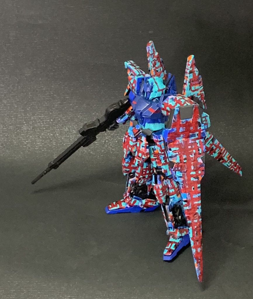 模型屋の店長さん曰く、線が少し太いからMG向きかもしれないとアドバイスもらえました。次はアチェルビーでやろうかな。線の細さや主張はこれからの課題ですね