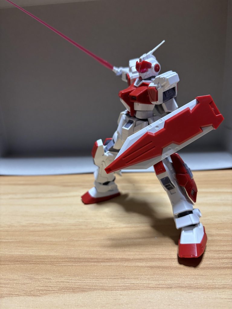 ビームサーベル切りです。下格2連が終わった瞬間みたいなポーズになってます!