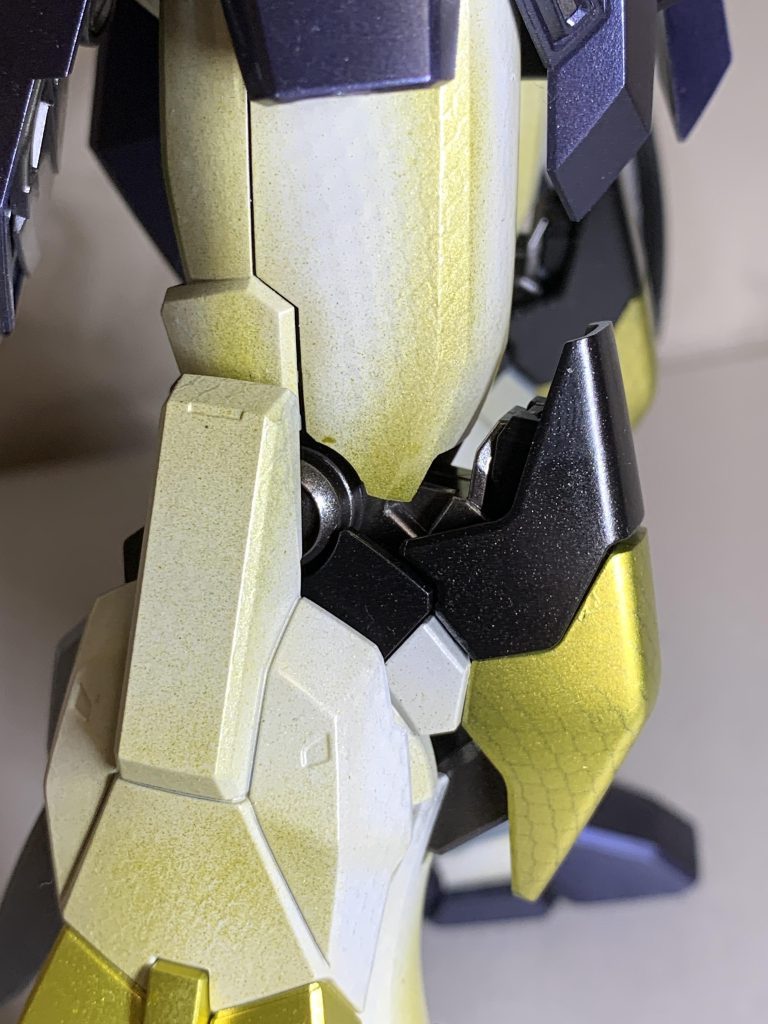 こんな感じでウロコ風になってるんですけどあまり目立ってないです…