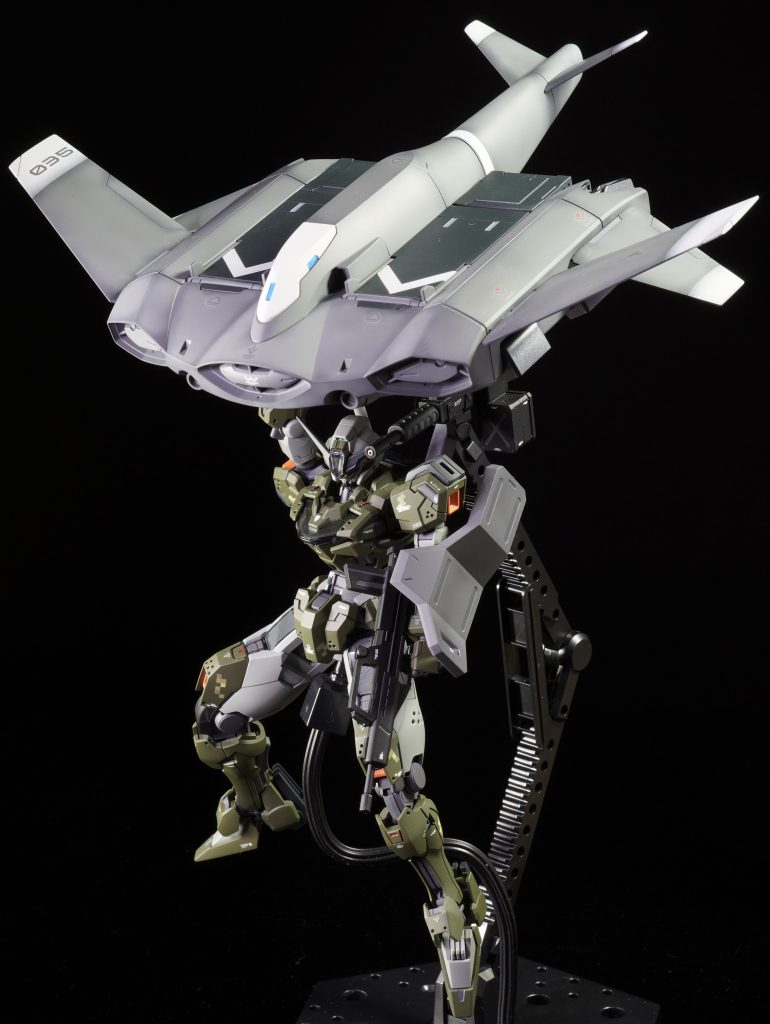 陸戦型キャリバーン【グリーン迷彩】と