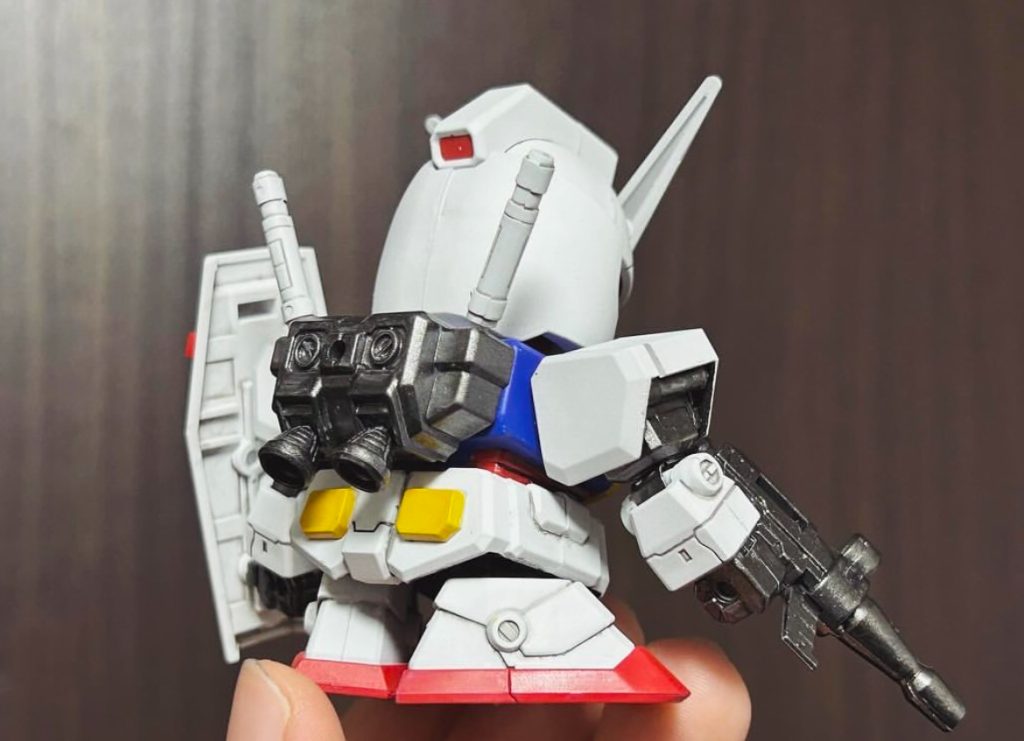 特別なことはせず合わせ目も消さずストレートに制作しました。初めてSDのキットをきちんと仕上げました。