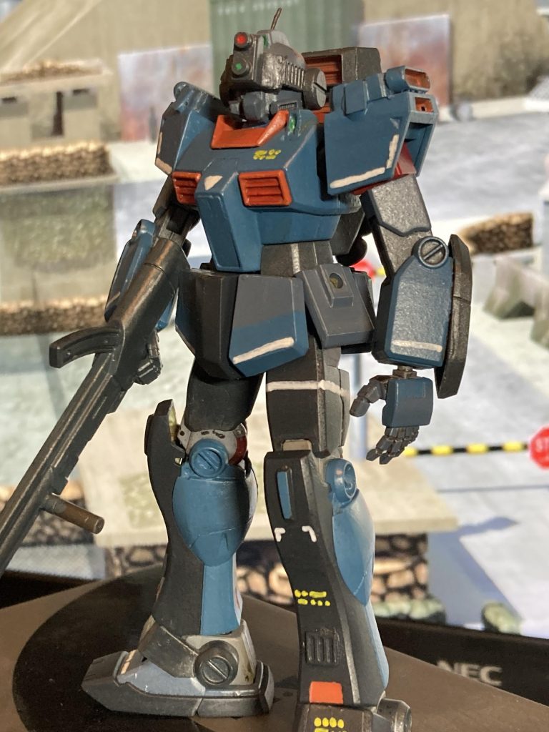 全体のカラーリングは渋めの連邦風‥になりましたかね^_^今回もご覧いただきありがとうございました😊