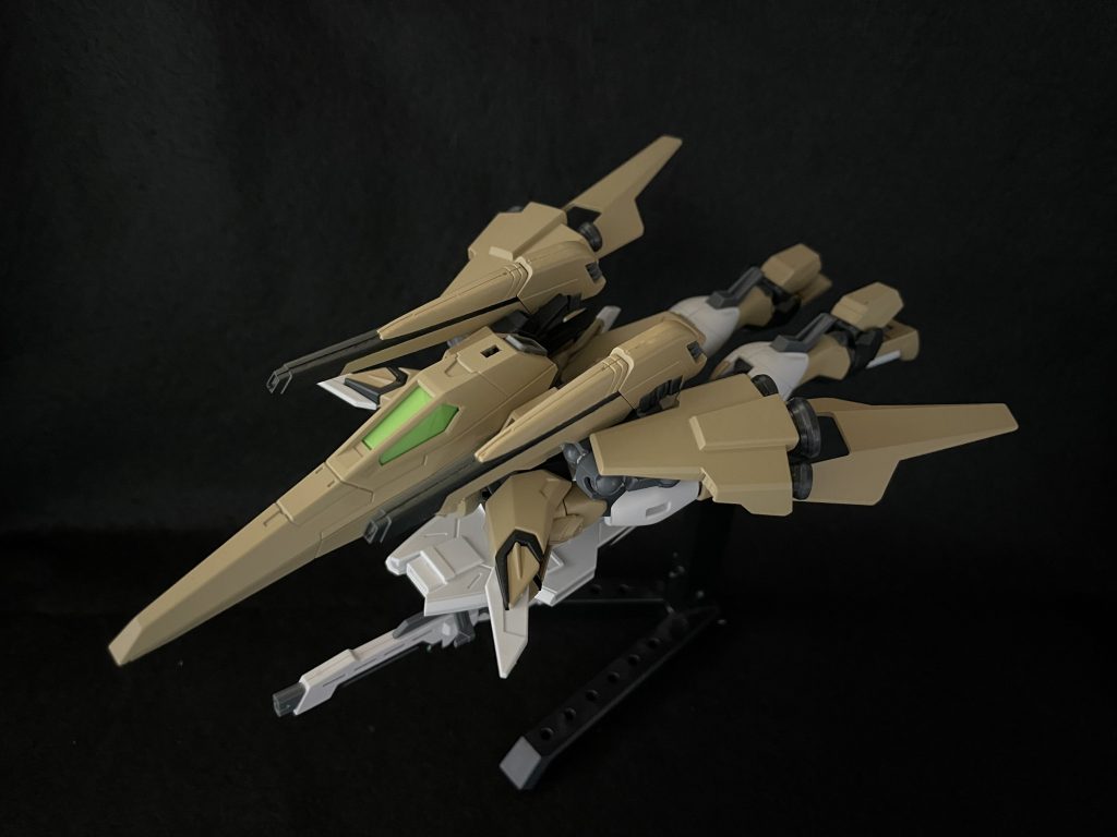 変形とアムフォルタスがあるので、セイバーの後継機ともいえます。