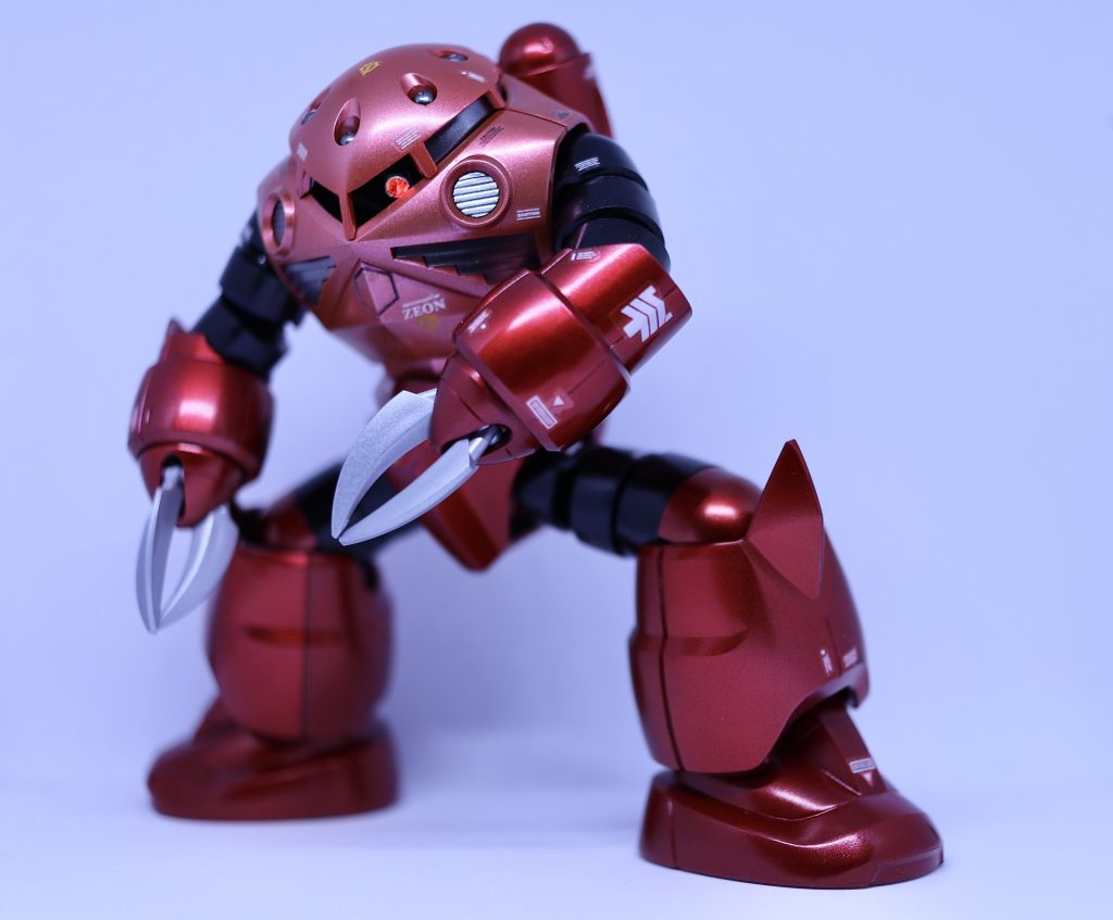 デカールを貼って一眼レフで撮影してみています。コックピット部分はデカール貼る前の写真はステッカーでしたが、違和感あったので剥がしました😅