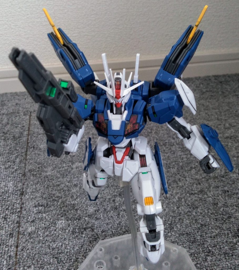 「バビューン！」市民「うわあ!モビルスーツだ！」