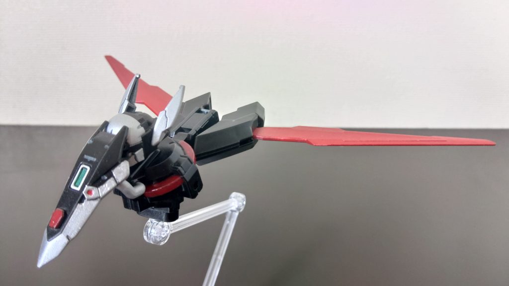 「スカイ・コソドローン」偵察用に作られた飛行機型コソドローン。高速で飛行し、光学迷彩で姿を消し目標施設を偵察するのに優れている。「戦え！超ロボット生命体トランスフォーマー」の「空中攻撃兵コンドル」並みの偵察能力を有しているが狙撃の上手い相手にはほぼ確実に撃墜されるジンクスがある。