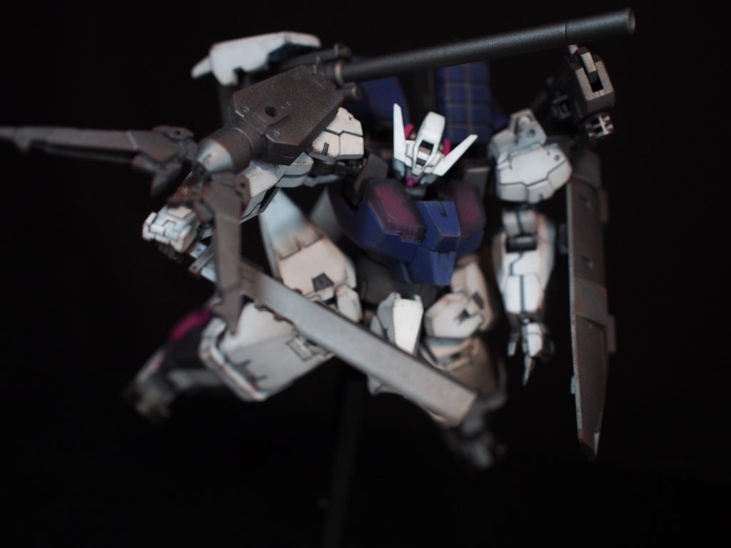 キマリストルーパーの小剣と30MMのクロー。