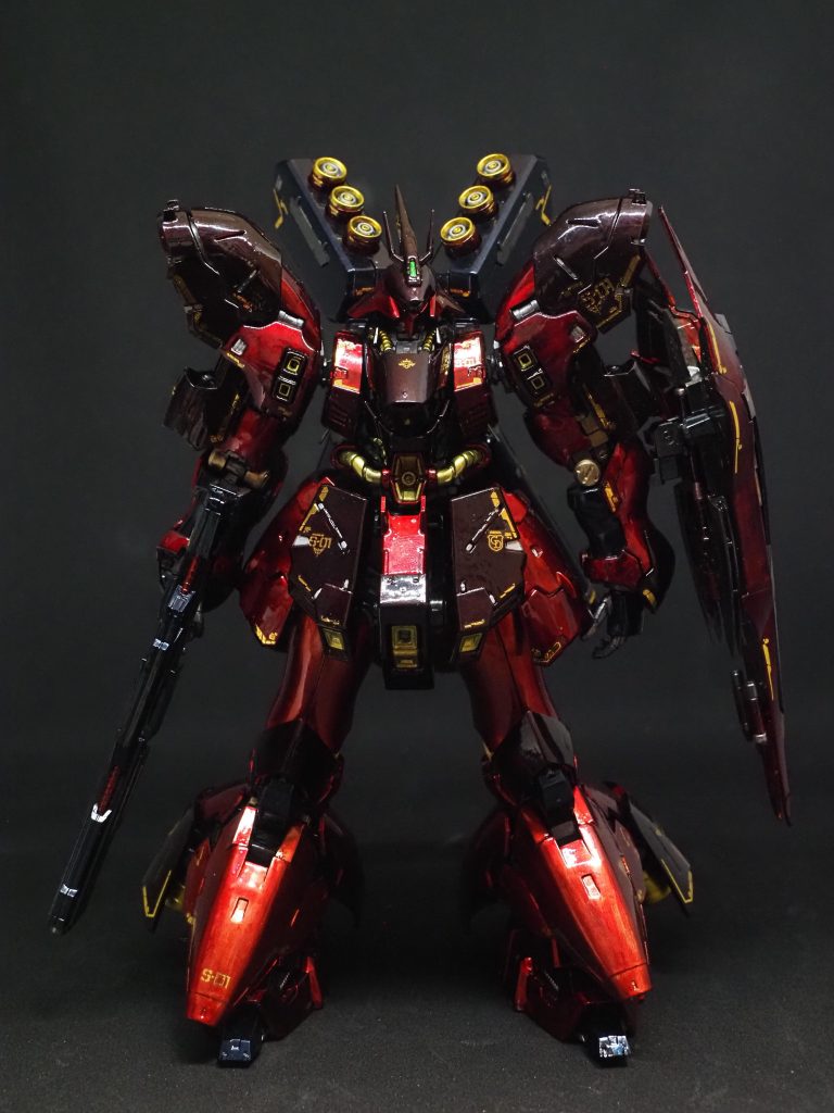 キャンディーレッド3色で塗り分けてみましたが、2色は判別写真だと判別難しいですね。つま先とか一部色変更してます。