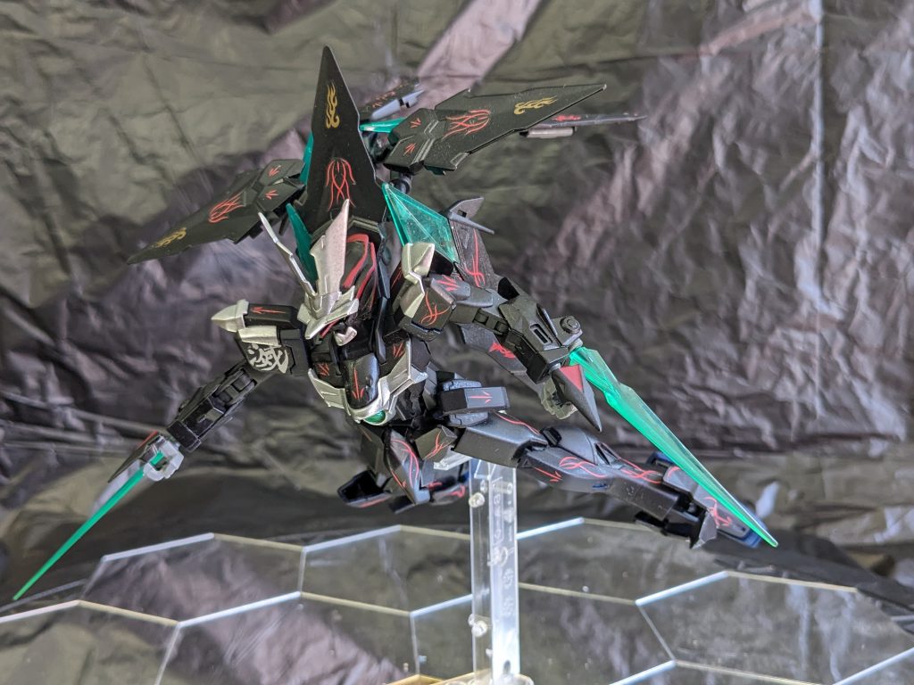 表に出せない機体なので存在を知る人間は少ない。