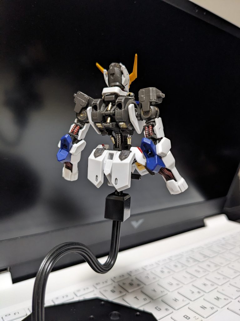 見えないところのおしゃれガンプラ作成あるあるですね