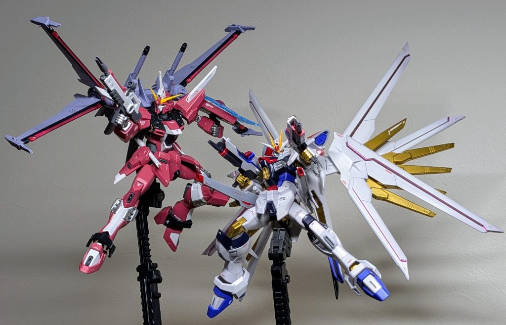 どちらも模型店で買えた物…昨年以降ネットで買えなくても、お店にちょこちょこ出歩くと割と手に入る感じがしています🐸。