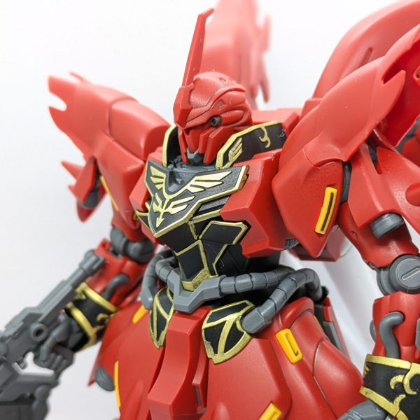 MSN−06S　シナンジュ