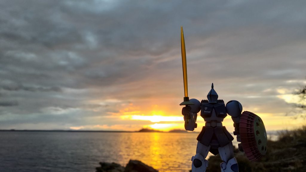 日の出優先Ver.投稿時間は東京の初日の出時間あたりで設定…しばらく投稿できていなかった間に予約投稿機能とか出来てびっくり、運営さんありがとうございます撮影場所の日の出時刻はもうちょっと遅いです