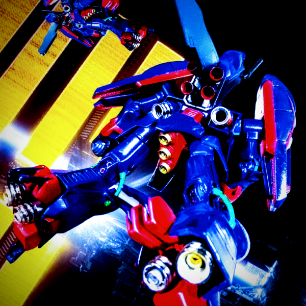 今回は旧キット　ガザⅮ　なんちゃってリニューアルです