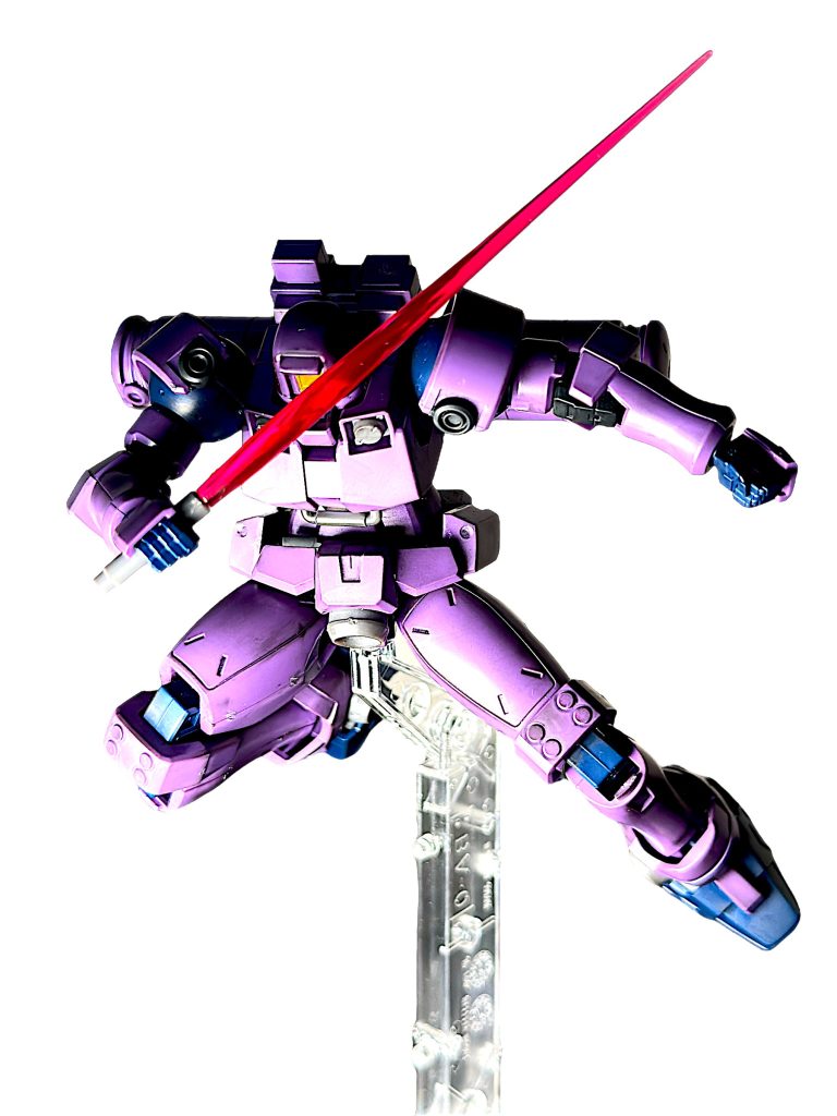 エンドレスワルツで、ヒイロが搭乗したときの強いリーオーをイメージ。