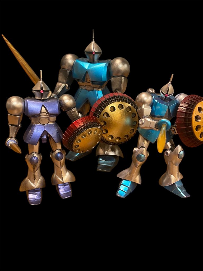 同じく旧キットの1/100、HGとの記念撮影。