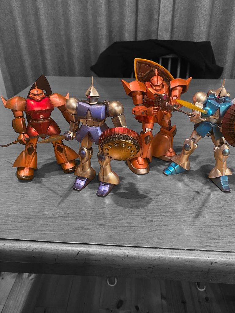 新旧揃って記念撮影です。