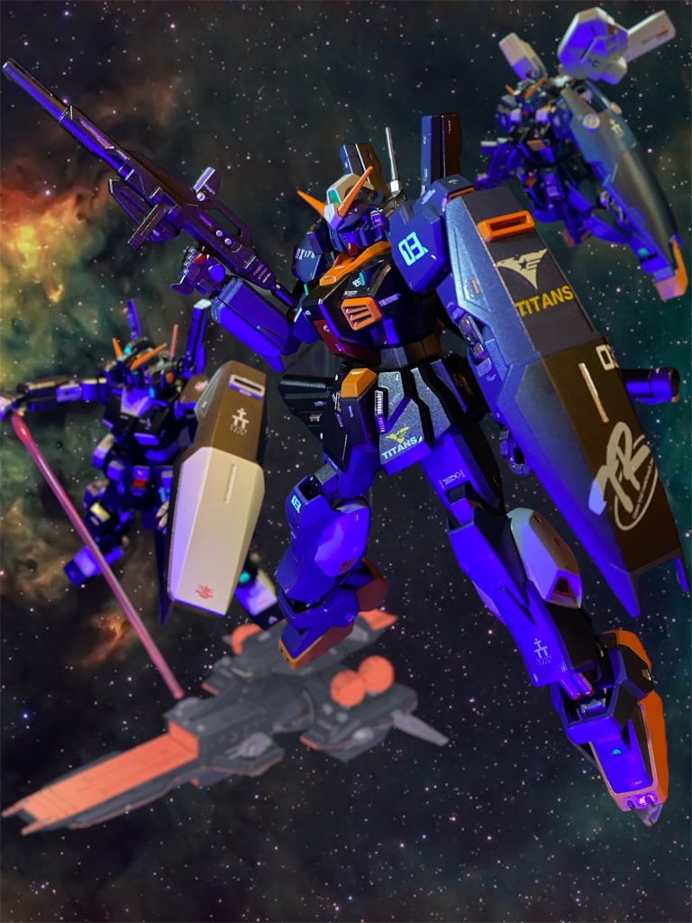 ジャマイカン少佐からの突然の伝達があったのはある日のブリーフィングでのことだった。「テストパイロット諸君、日々の訓練とテストご苦労である!ここまでテスト小隊の君たちには4機そろっての試験をこなしてきてもらった訳だが、当初の計画を変更して明日からは1〜3号機は引き続きグリプス内での重量下運用試験を。4号機に関してはアレキサンドリア級重巡「ダマンフール」に艦載して、暗礁宙域での単独テストを行ってもらう。これはマークⅡのテストスケジュールが予定よりも大幅に遅延している事を受けての措置である。厳しい日程になるが誇りあるティターンズに選抜された諸君のより一層の奮闘を期待する!以上!」