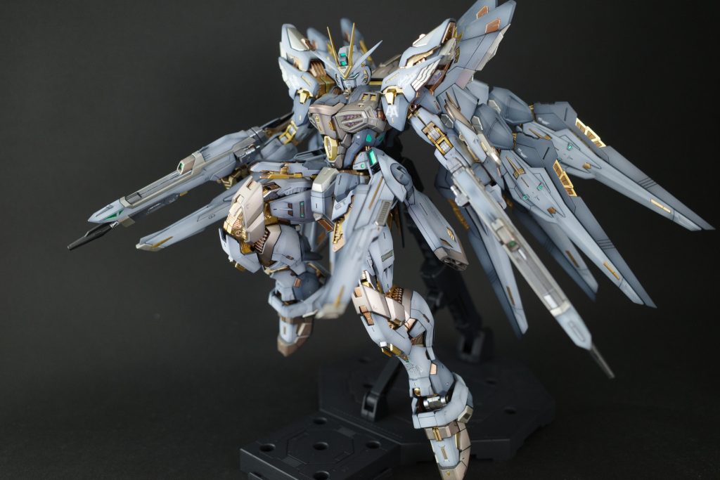 白雪–4枚目/制作者：とびうおのガンプラチャンネル