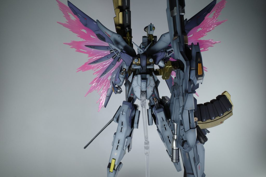 降臨–4枚目/制作者：とびうおのガンプラチャンネル