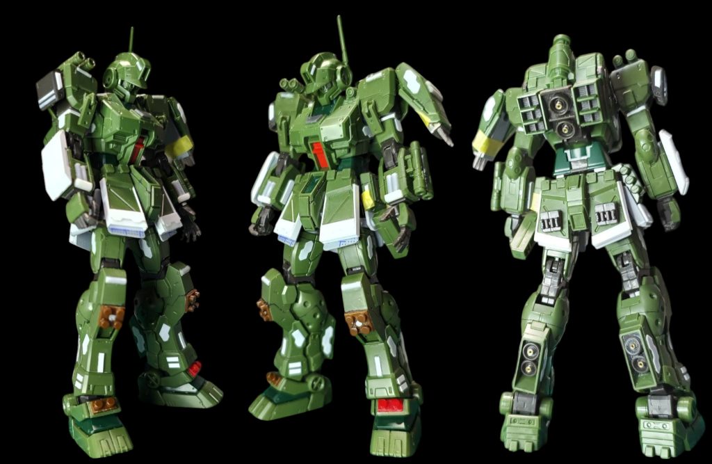 こんな感じでディテールアップです。腕延長、腰回り延長、太腿延長。右肩と腕にシールド追加。膝と脛にスパイク追加(DSOBLK)、