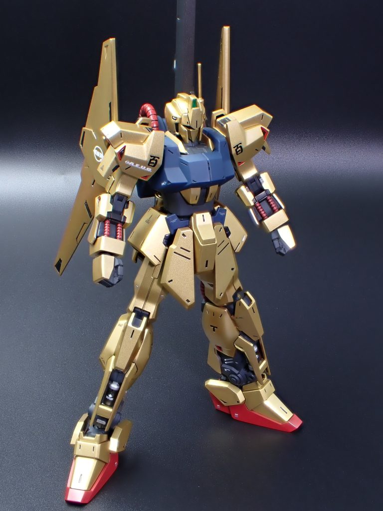 結果、MG再現!、MG完コピ!・・・にはなりませんでした。モノマネレベルです、なんというか長州小力的な(gundam-kao5)小顔、足長と言われるリバイブ版ですが、MG2.0のほうが小顔&足長なんですよね。あと、胸幅がMG2.0のほうが広い。スタイル改修しないと完コピは無理ですね