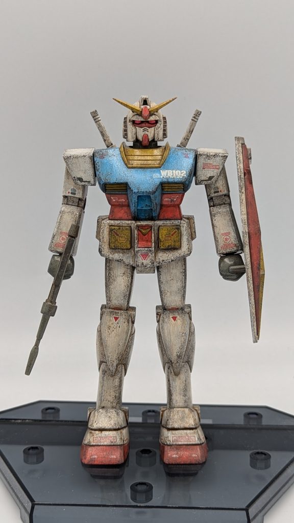 ウォッシングでなんとなくレトロな感じは出たかなと思います。チッピングはもう少し目の細かいスポンジでやればよかったかなと思います。