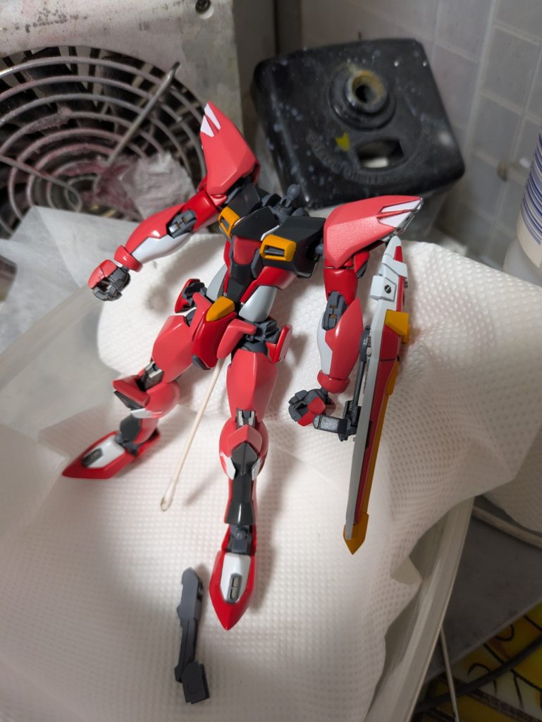 塗装は、ジャスティス系列の配色にしました。イモジャともちょっと違う配色