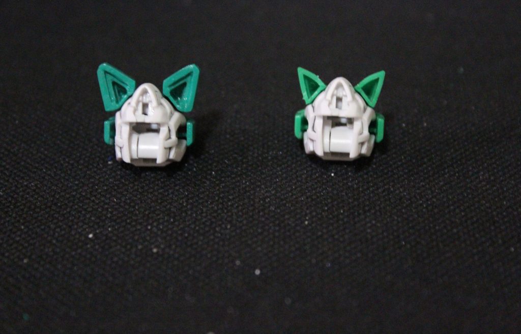 猫耳はプラバンを被せて一回り大きく