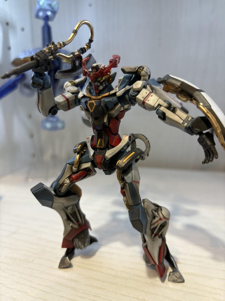 赤ラインのシールが剥がれやすいのもあり、巻いたりするところはマッキーで塗装しました。マッキー便利なのでおすすめです✒️