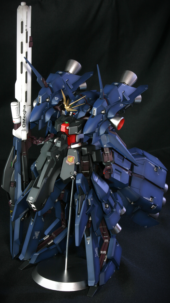 2年ぶりの新作投稿です!2年ぶりに制作したんじゃありません。2年間、制作してたんです!(誰か褒めて…!)だって仕方ないじゃないですか…好きなんですもん。ティターンズカラー…。ひどいですよ、1機作るのに2年かかるなんて…泣いやね、普通の人はそんなかからんのですよ。