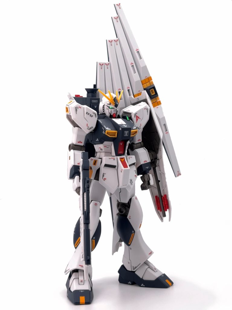 HGUC νガンダム–4枚目/制作者：ハヤマオ