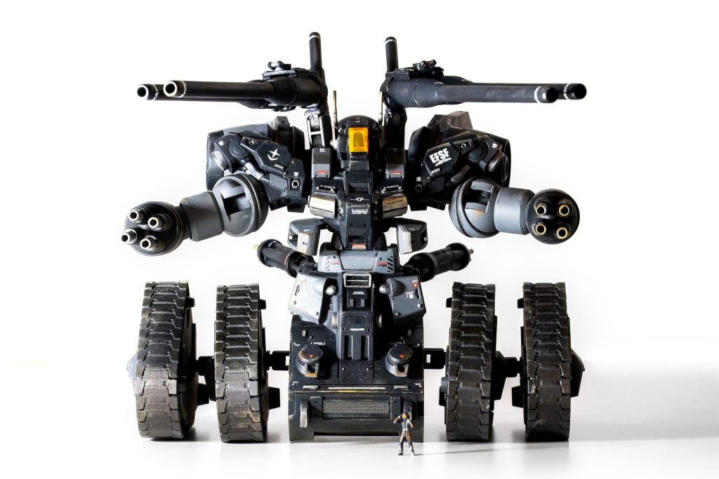 全周囲同時攻撃型ガンタンク–2枚目/制作者：Kaki.